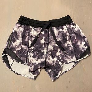 Lululemon running shorts ✨